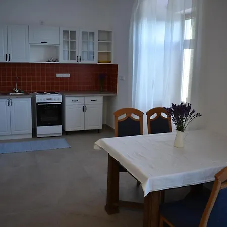 Na Statku דירה Náměšť nad Oslavou